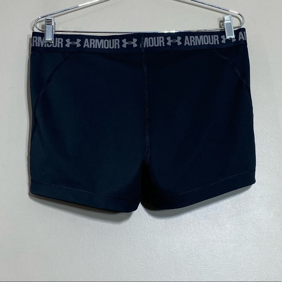 Under Armour Woman’s athletic stretch fabric shorts size Large - Picture 5 of 8